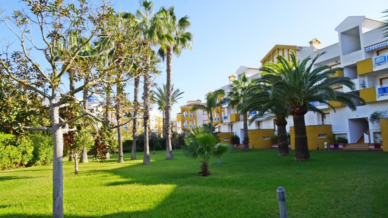 Palmeras En La Playa - Beach House In Oliva Bagian luar foto